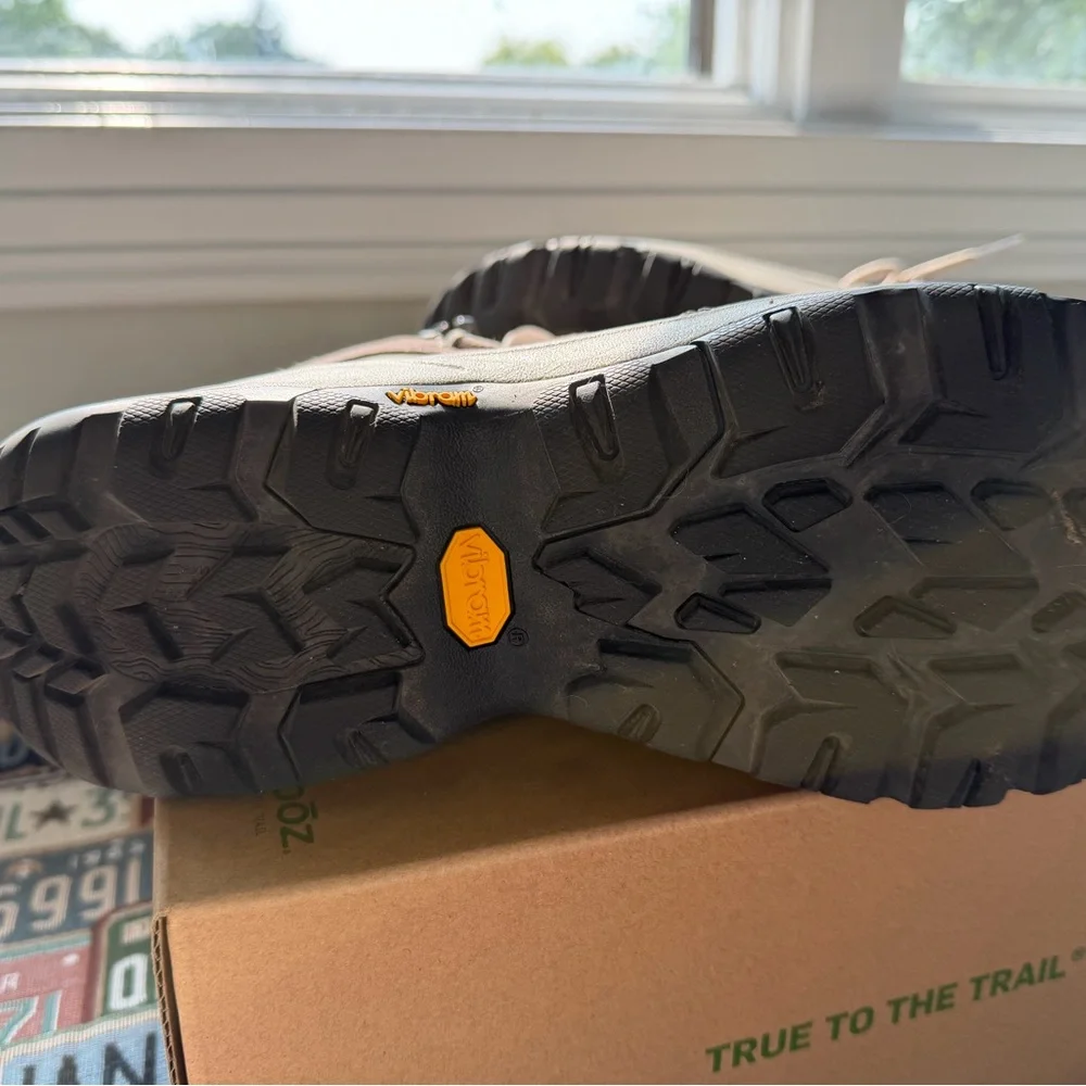 Oboz Women's Gray Hiking Boots - Lightweight Trail Support